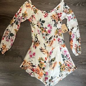Off the Shoulder floral Romper with drawstring